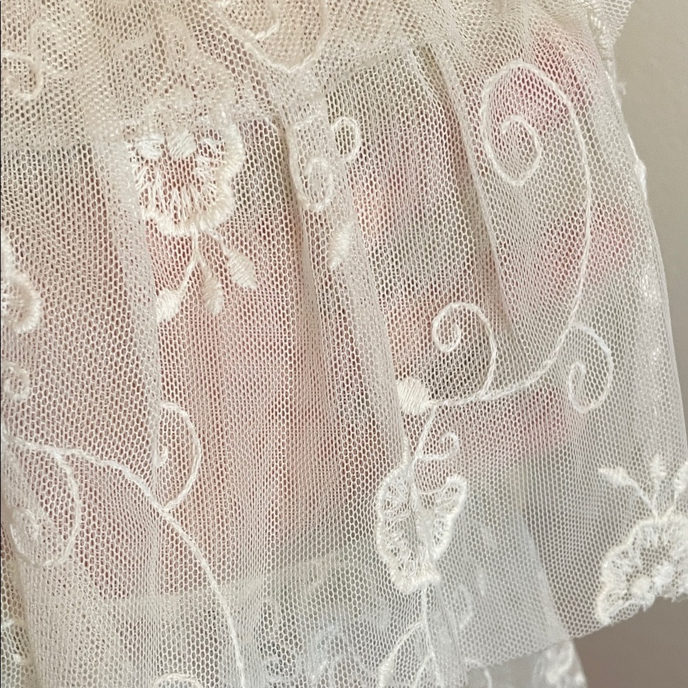 Mystree sexy sheer Cream Lace Top - Picture 5 of 5